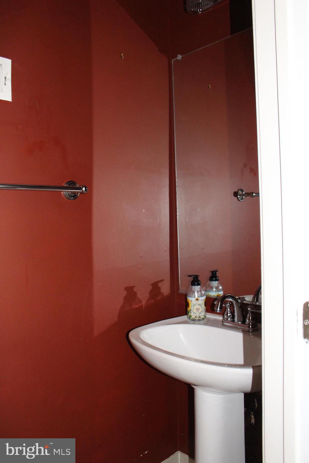 KINGSTOWNE - Residential