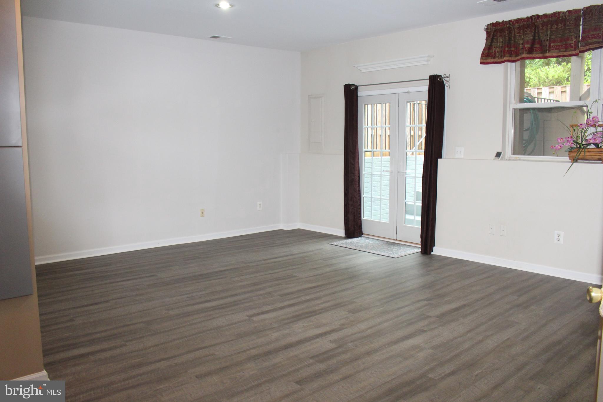 KINGSTOWNE - Residential