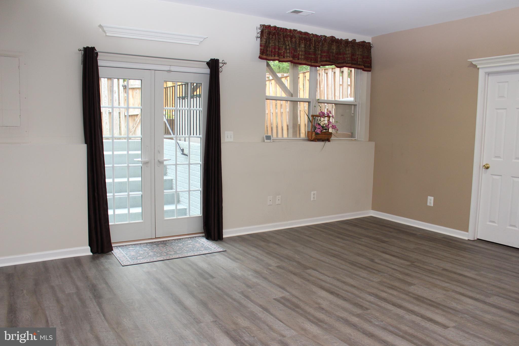 KINGSTOWNE - Residential