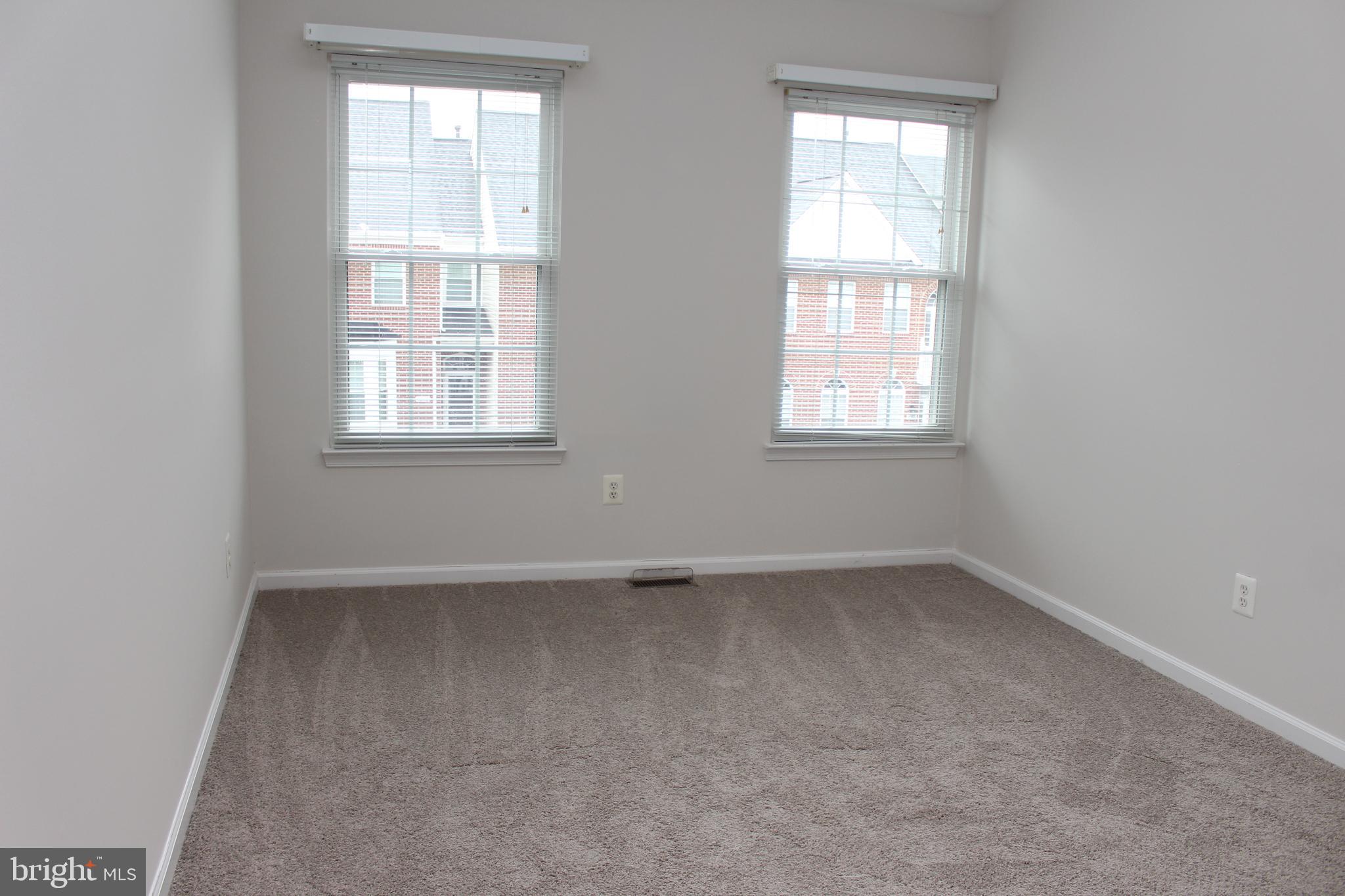 KINGSTOWNE - Residential