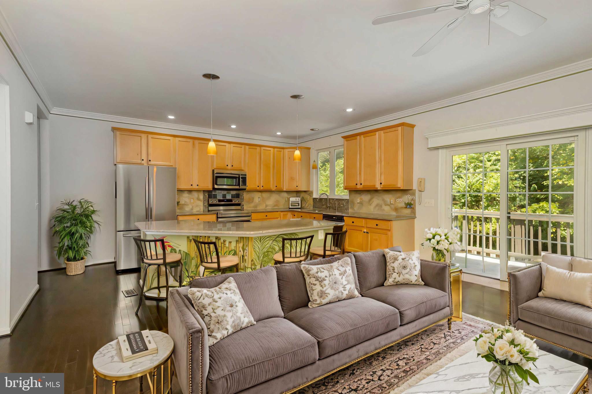 KINGSTOWNE - Residential