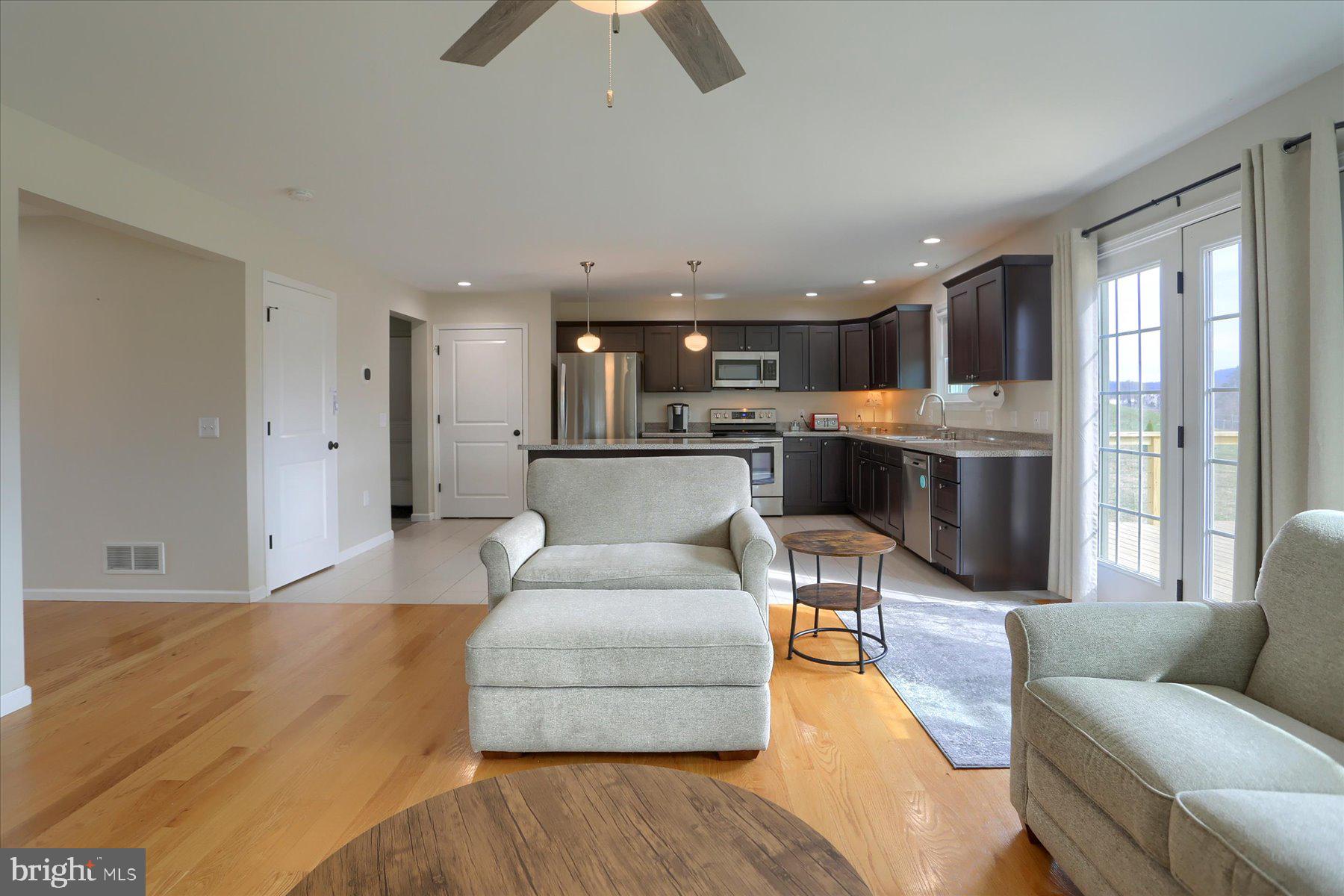 SHERMANS DALE - Residential