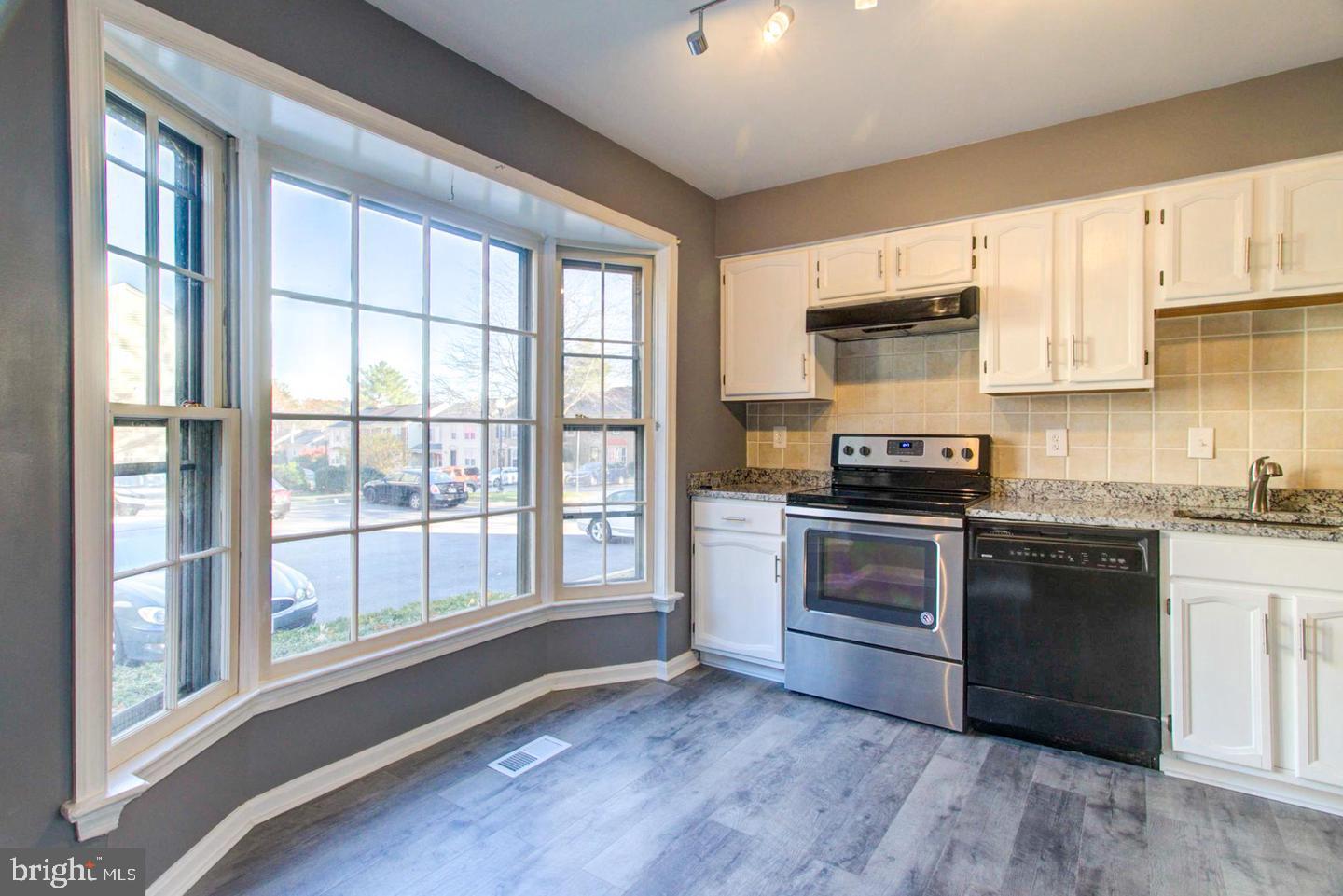 5416 NEW LONDON PARK DRIVE