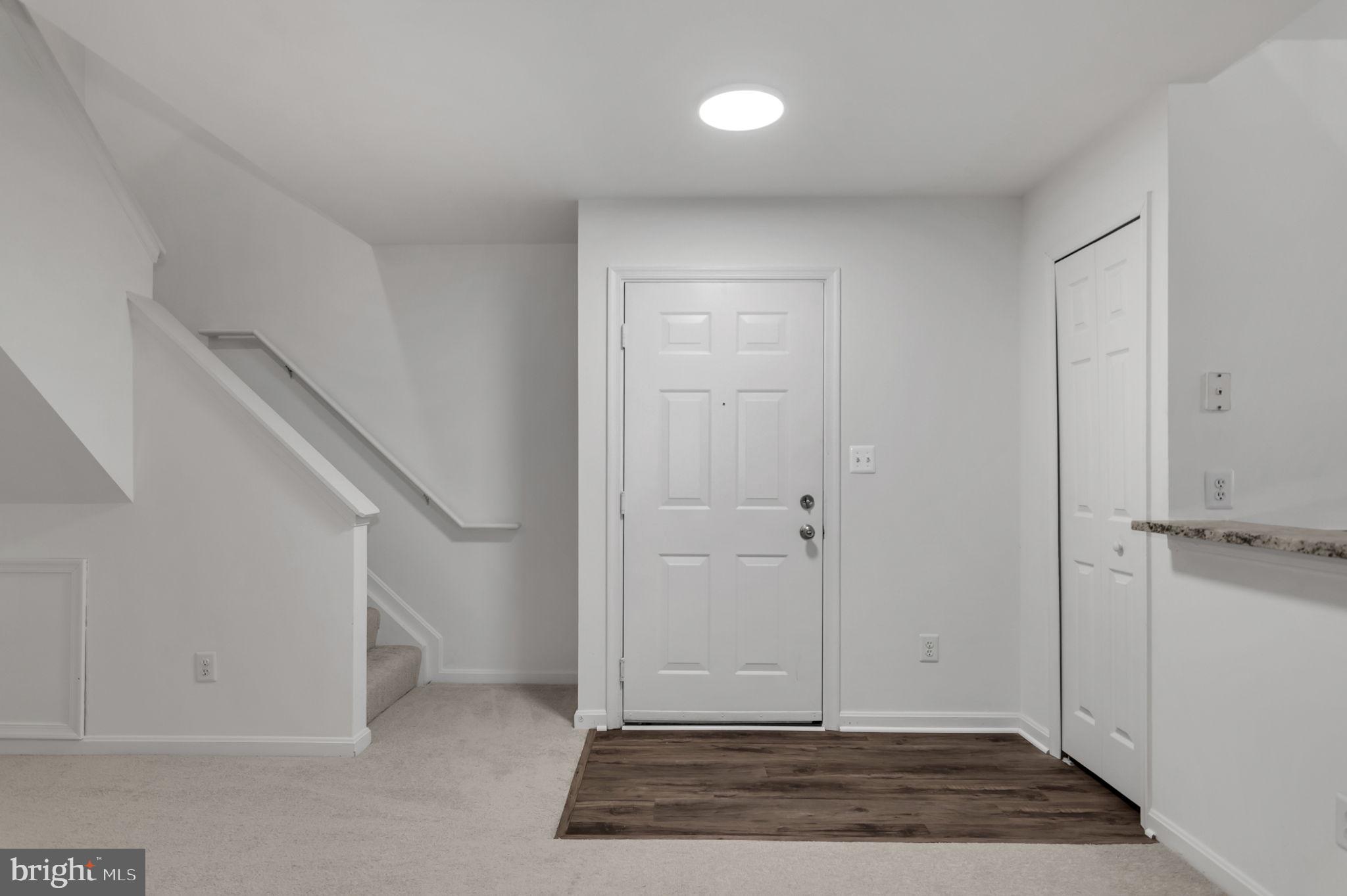 SARATOGA SPRINGS - Residential