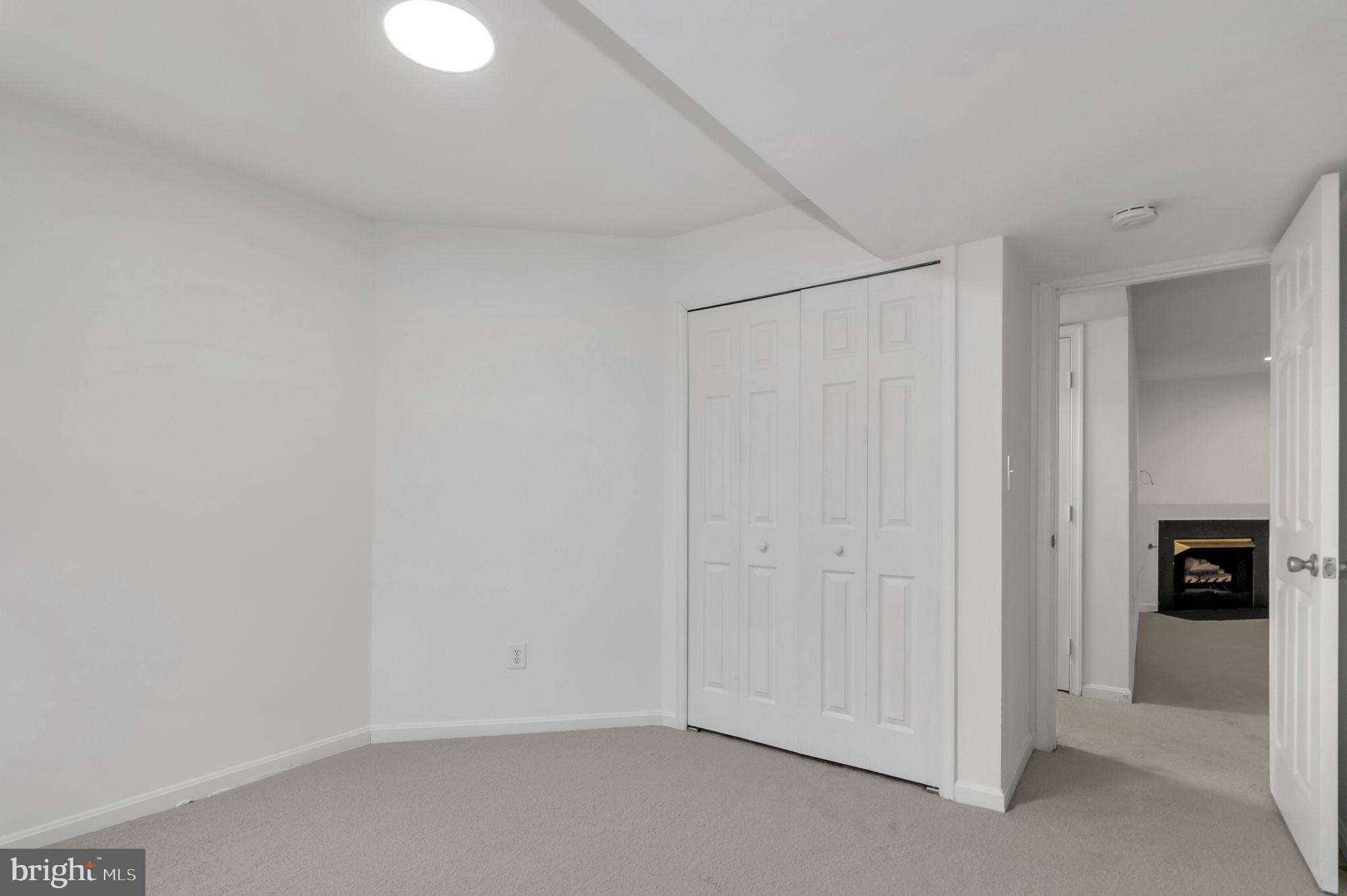 SARATOGA SPRINGS - Residential