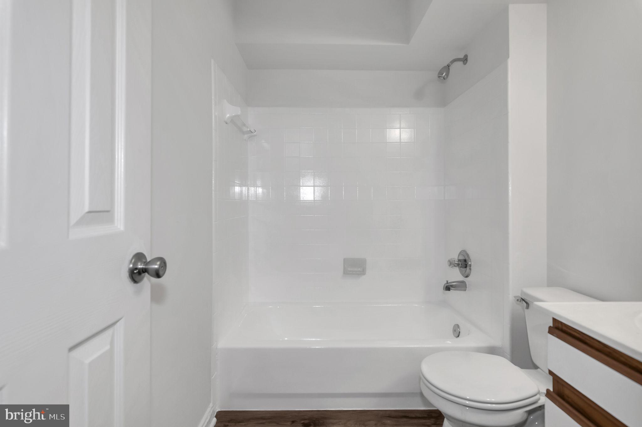 SARATOGA SPRINGS - Residential