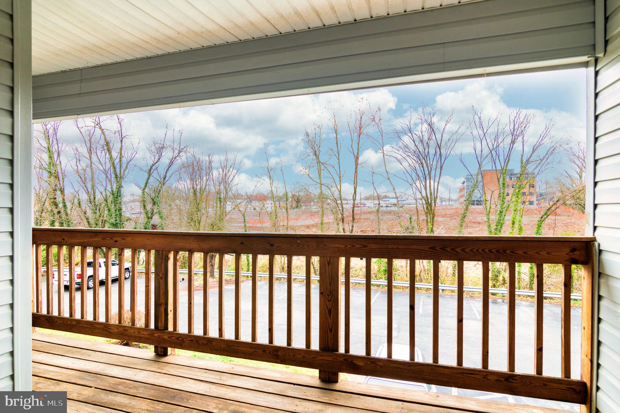 SARATOGA SPRINGS - Residential