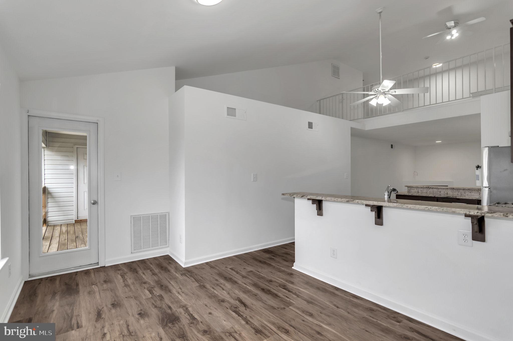 SARATOGA SPRINGS - Residential