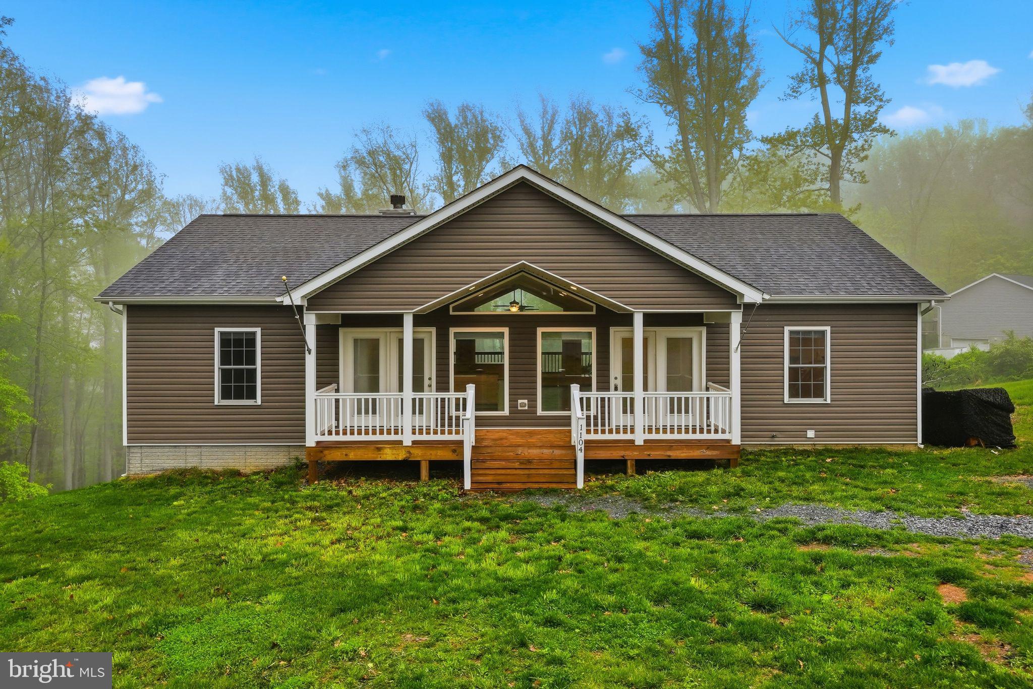 1104 HIGH TOP ROAD