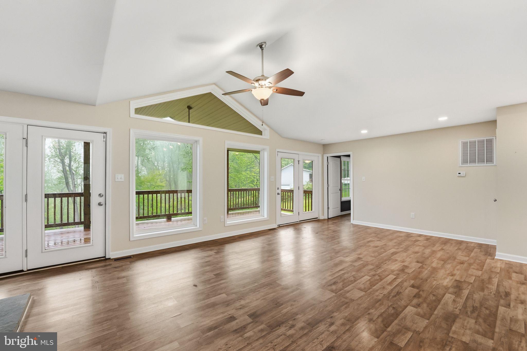 SHEN FARMS MT VIEW - Residential