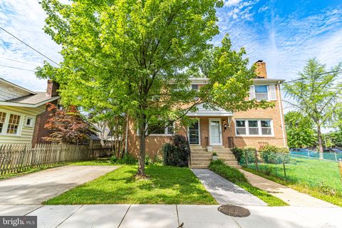 Townhouse For Rent - 3 Groves Avenue<br/> Alexandria City County, ALEXANDRIA, VA 22305