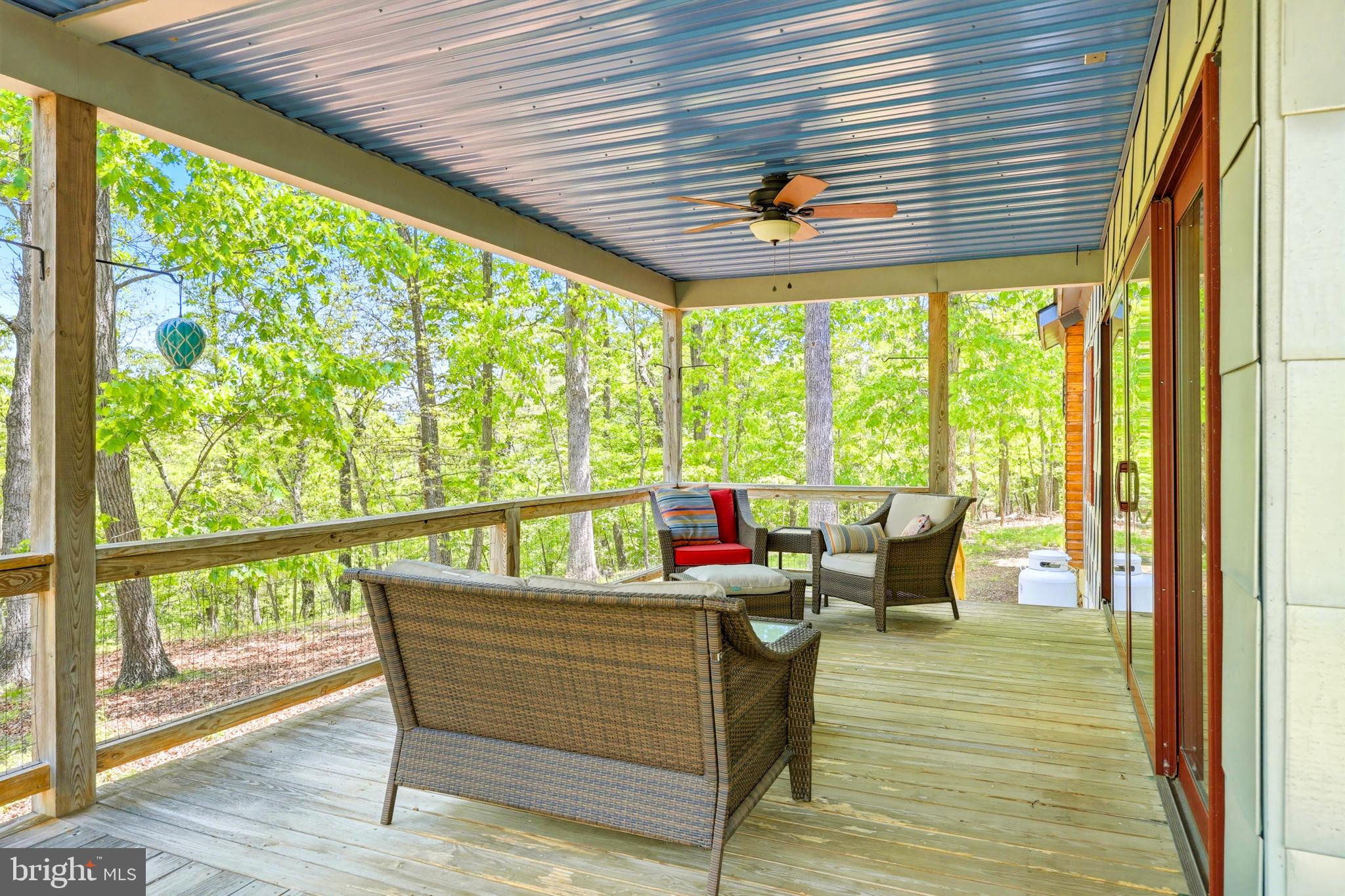 BROOMGRASS - Residential