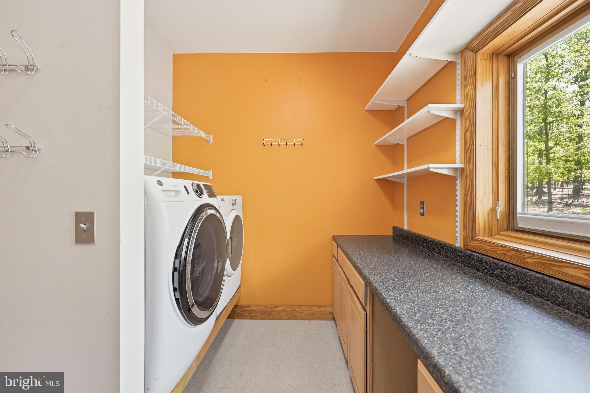 BROOMGRASS - Residential
