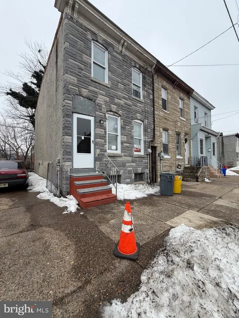 824 S 8th Street, Camden, NJ 08102 - #: NJCD2109222