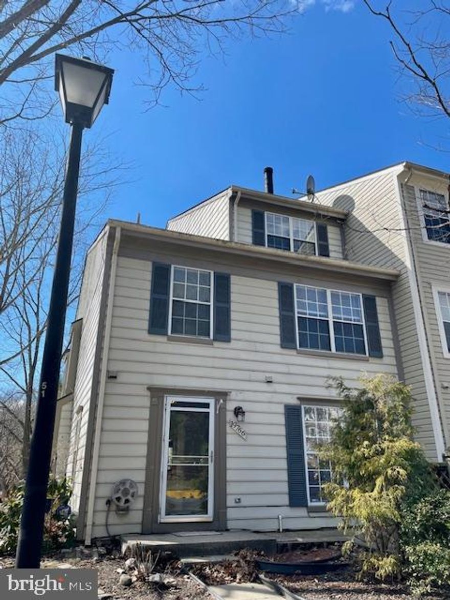 End unit with open floor plan. Large living room with cozy fireplace, dining room and kitchen in main level. Just reduced - Gorgeous house!
Granite countertops, SS appliances, pantry closet shows a beautiful gallery kitchen.  The second floor has 2 bedrooms and a full bath.  Laundry is in the second level. Upper level has a primary bedroom that boasts two closets and ensuite bath. You will love this End Unit townhouse. It comes with 2 parking spaces. It has community pool. Gem nestled in the heart of Germantown. Close to lake, hiking, tennis, 2 pools, I270, quality shopping and more.