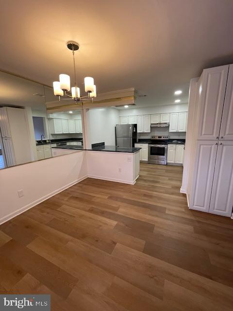 WILLOW COVE MANORS - Residential