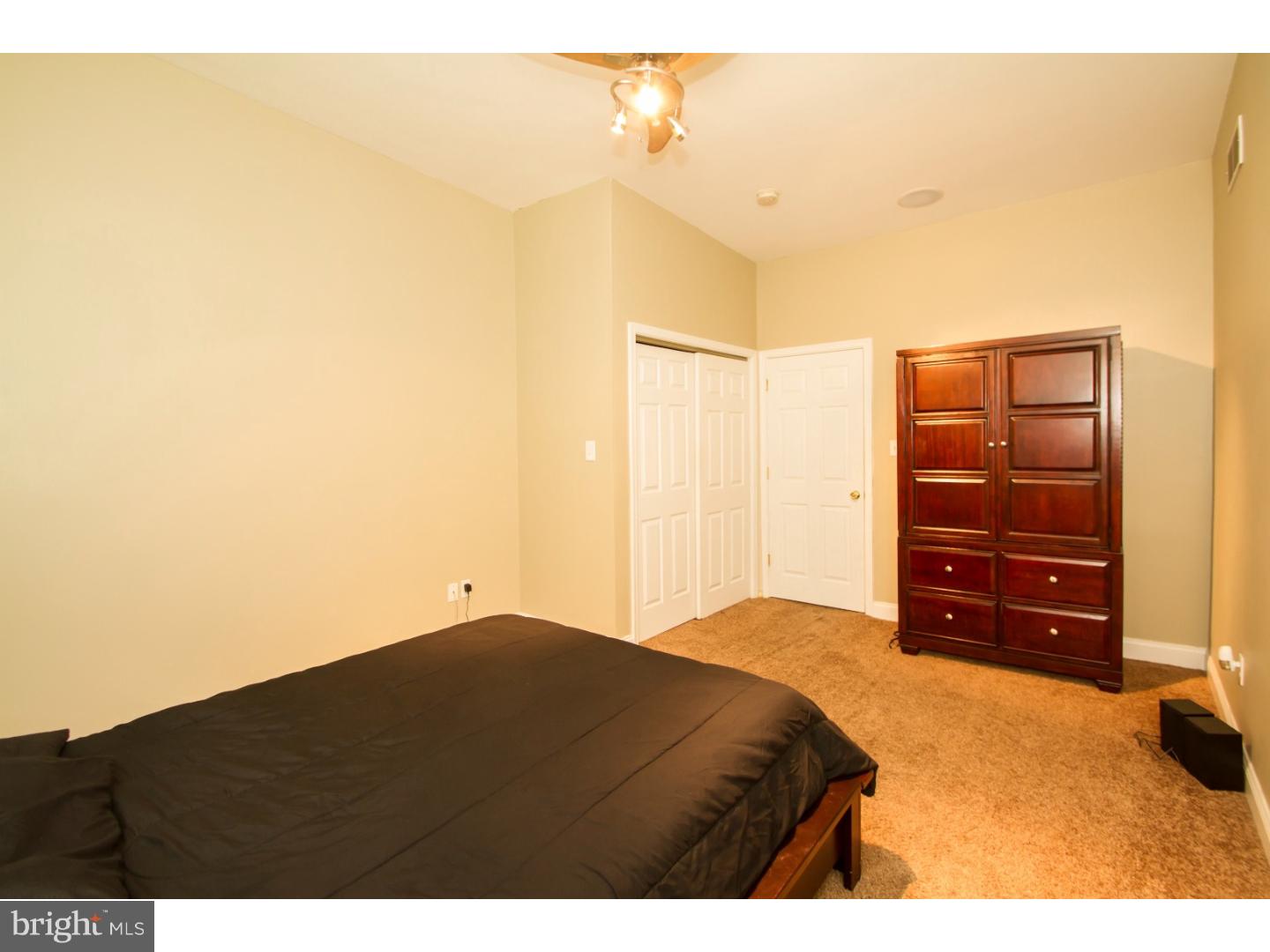 POINT BREEZE - Residential