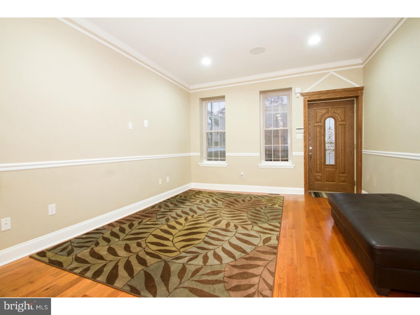 POINT BREEZE - Residential