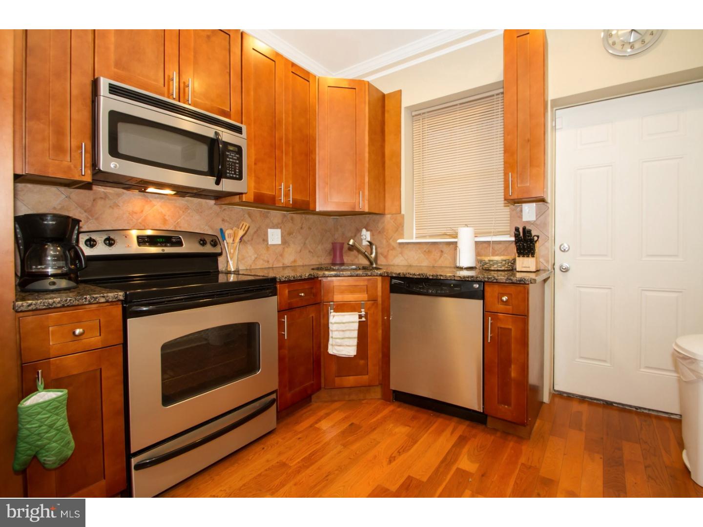 POINT BREEZE - Residential