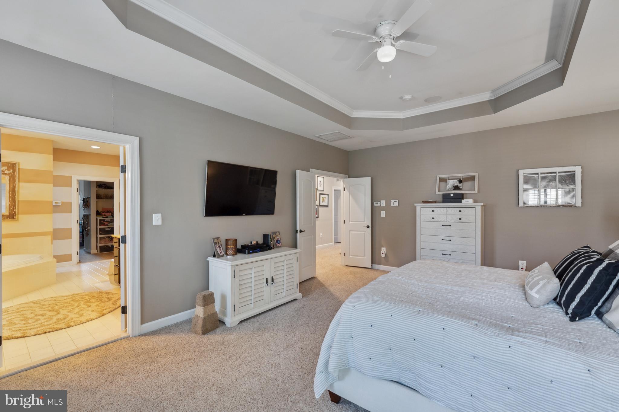 DAWSON'S CORNER - Residential