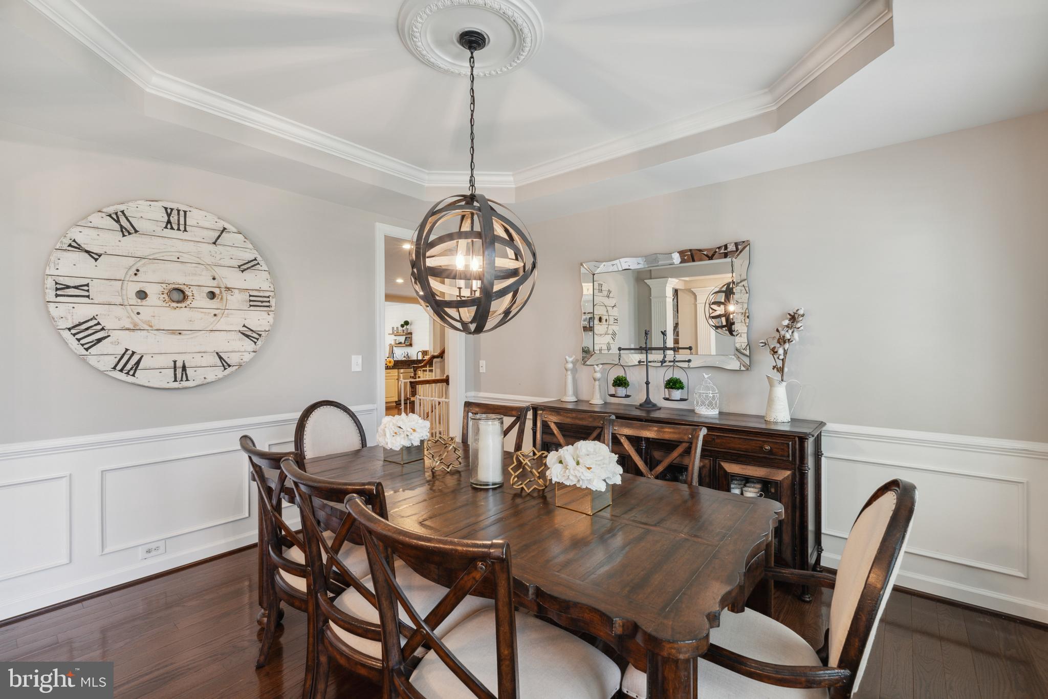 DAWSON'S CORNER - Residential