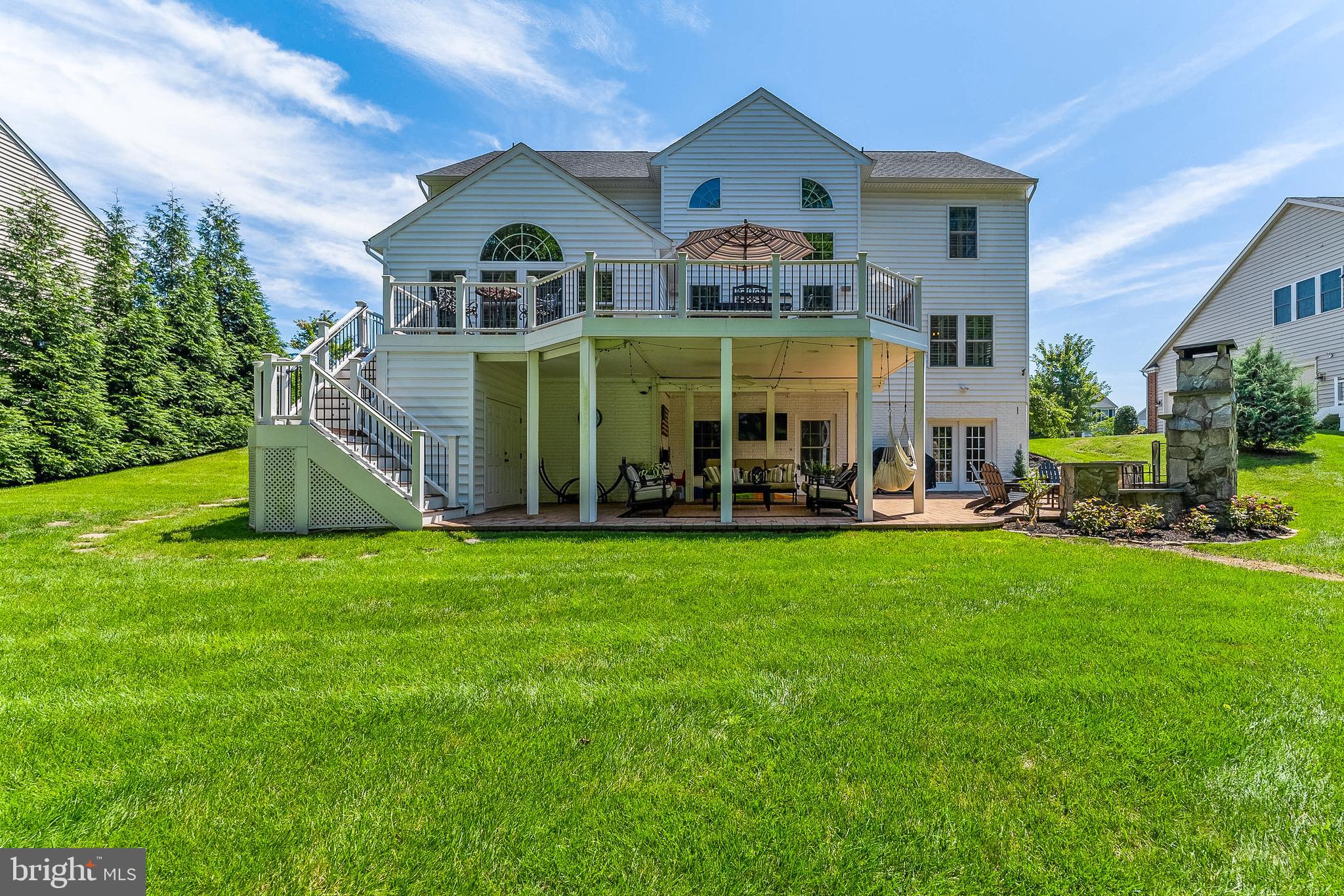 DAWSON'S CORNER - Residential