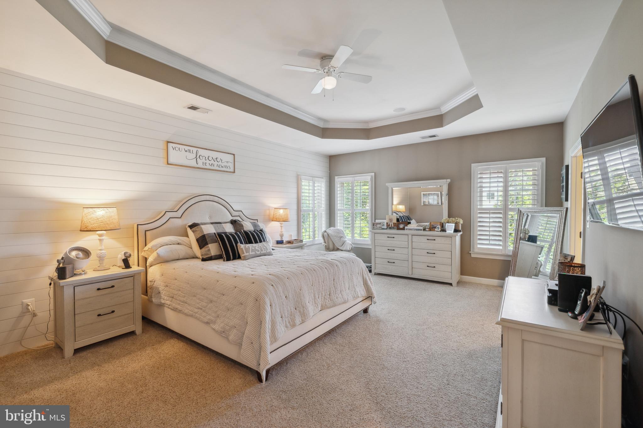 DAWSON'S CORNER - Residential