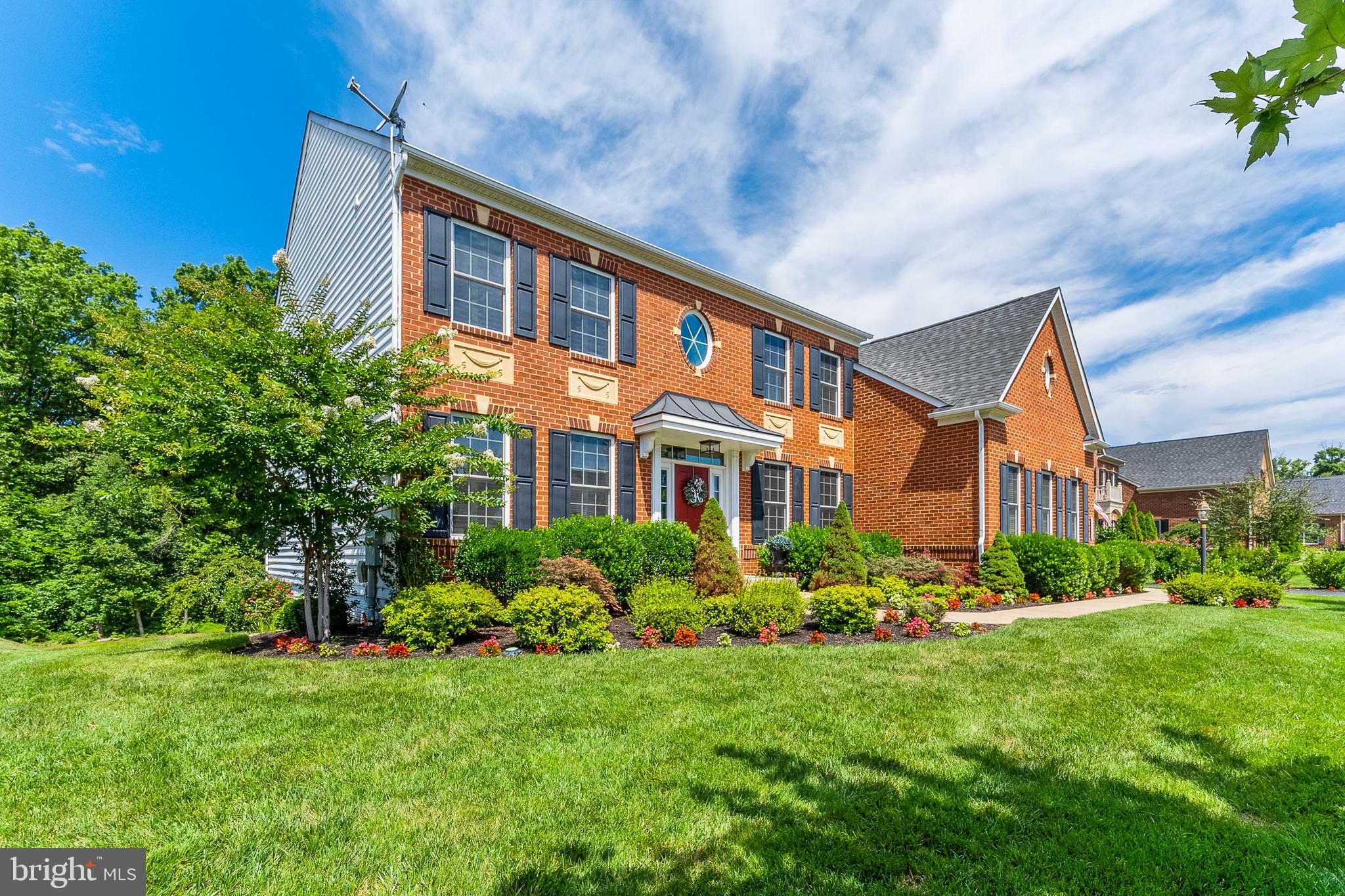 DAWSON'S CORNER - Residential