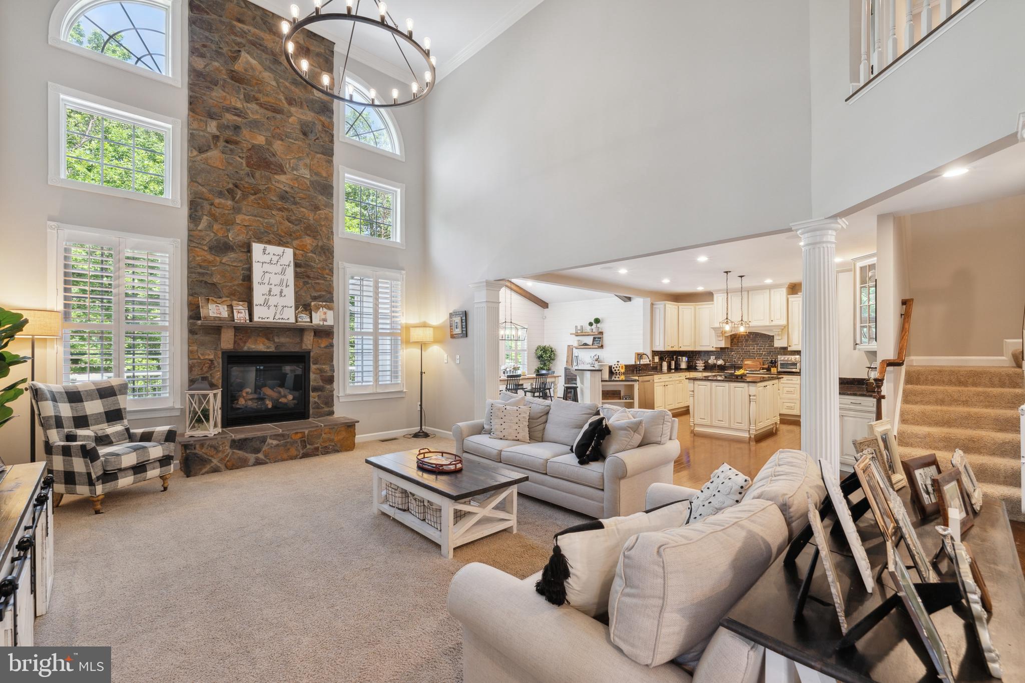 DAWSON'S CORNER - Residential