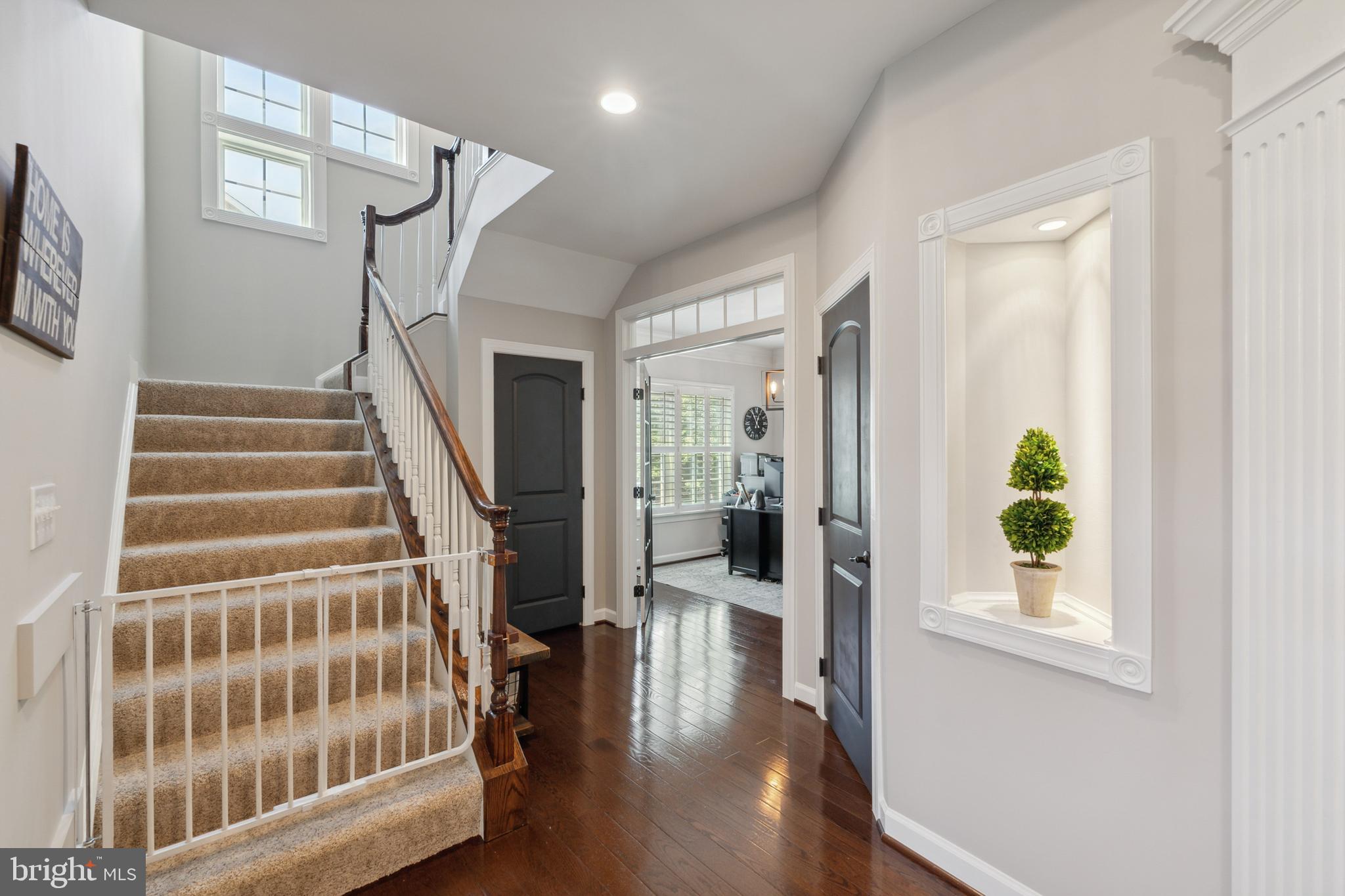 DAWSON'S CORNER - Residential