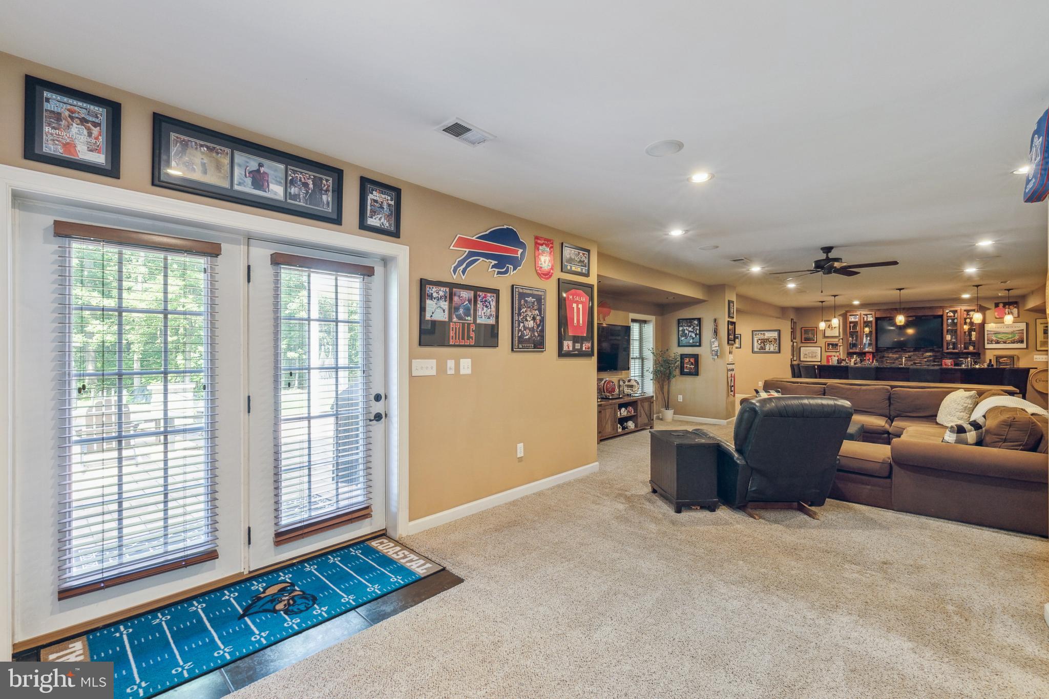 DAWSON'S CORNER - Residential