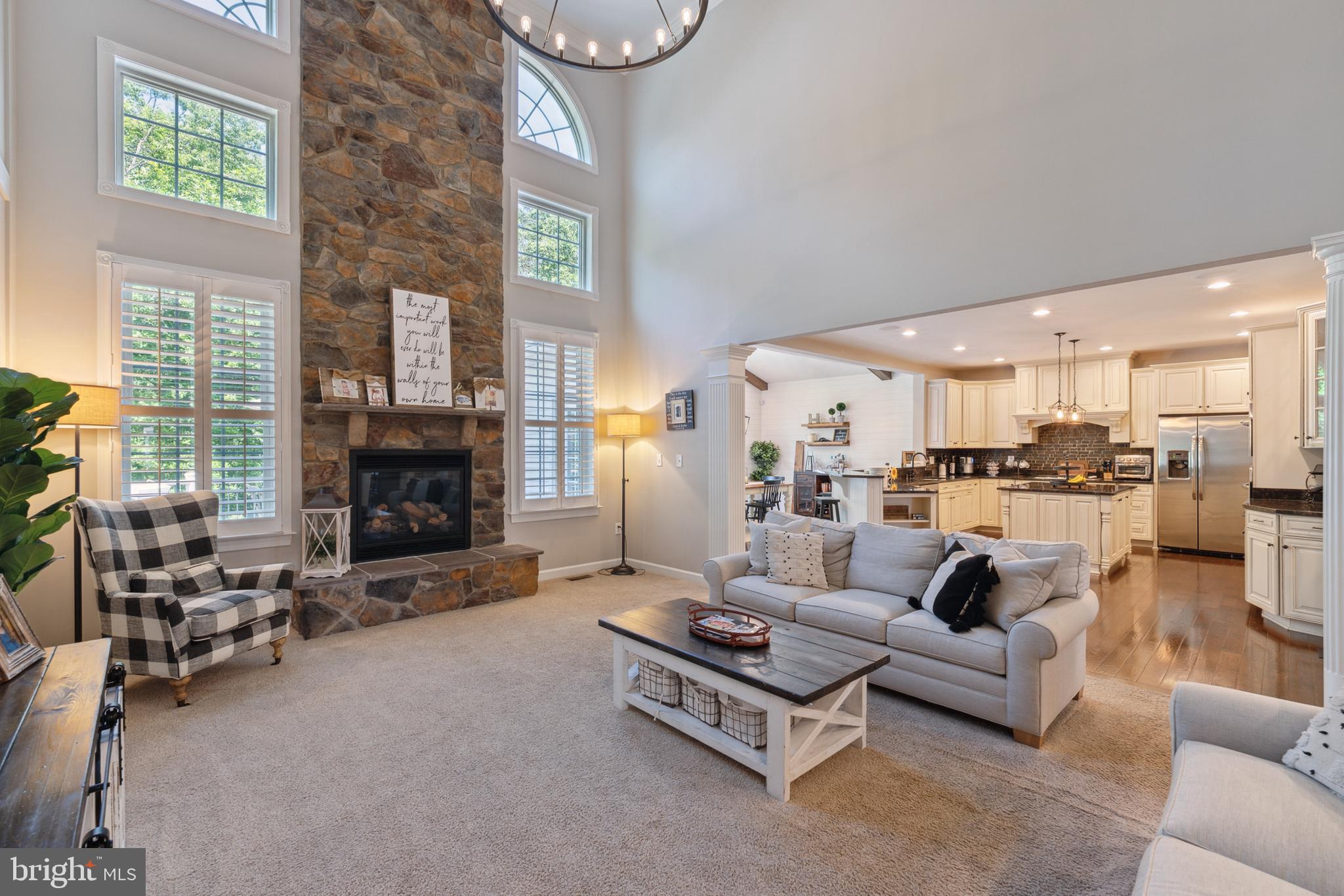 DAWSON'S CORNER - Residential