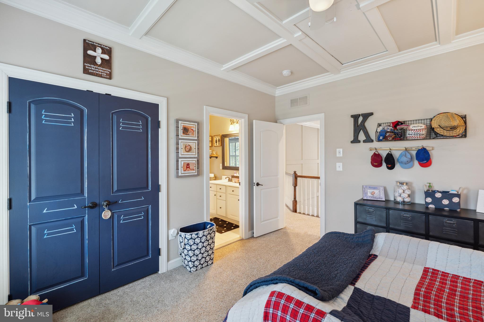 DAWSON'S CORNER - Residential