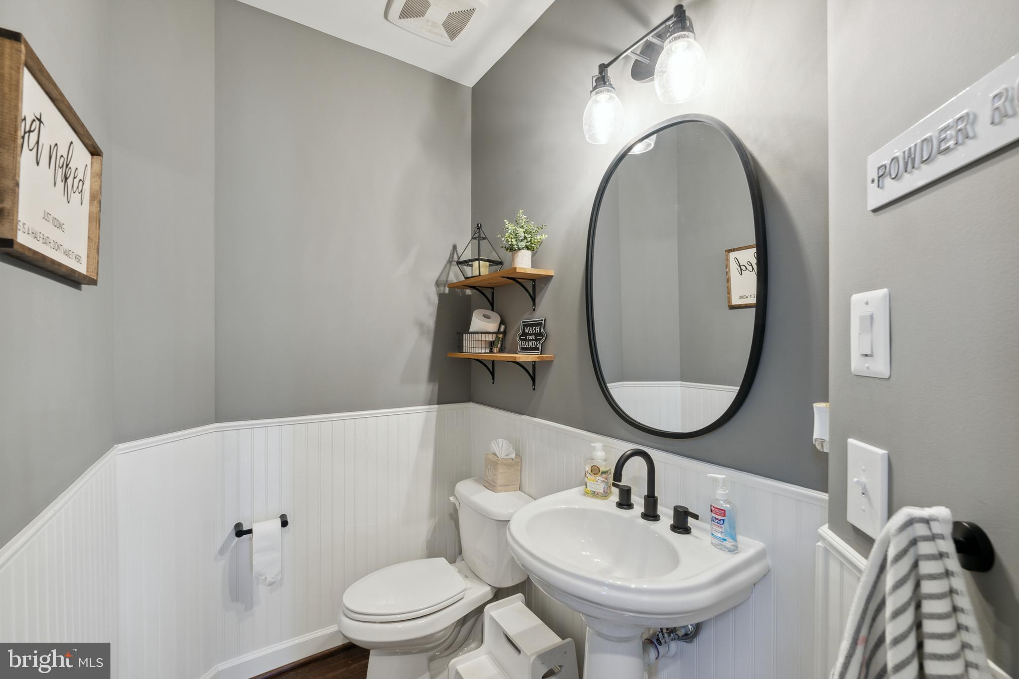 DAWSON'S CORNER - Residential