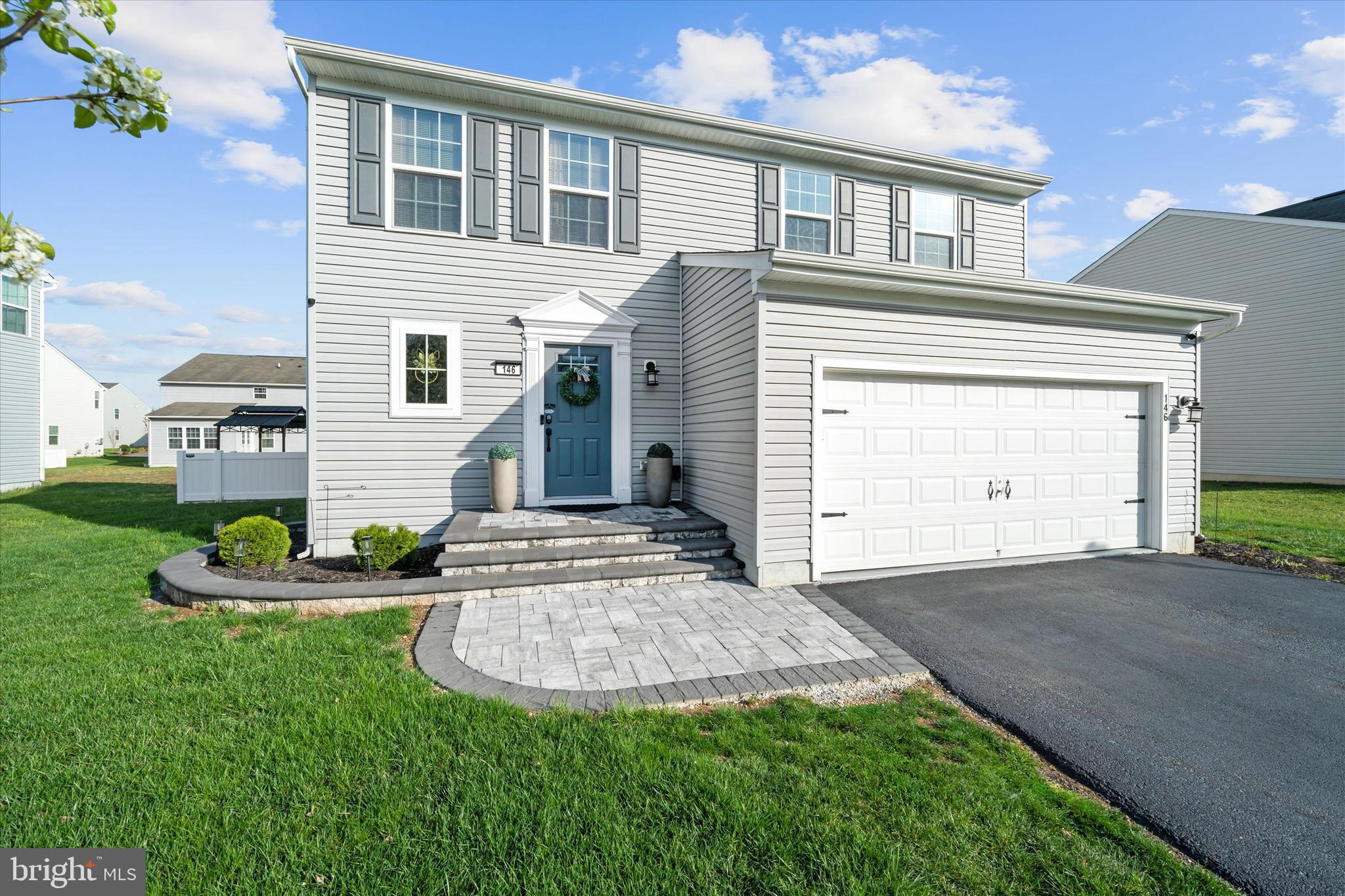 146 CLIMBING VINE AVENUE