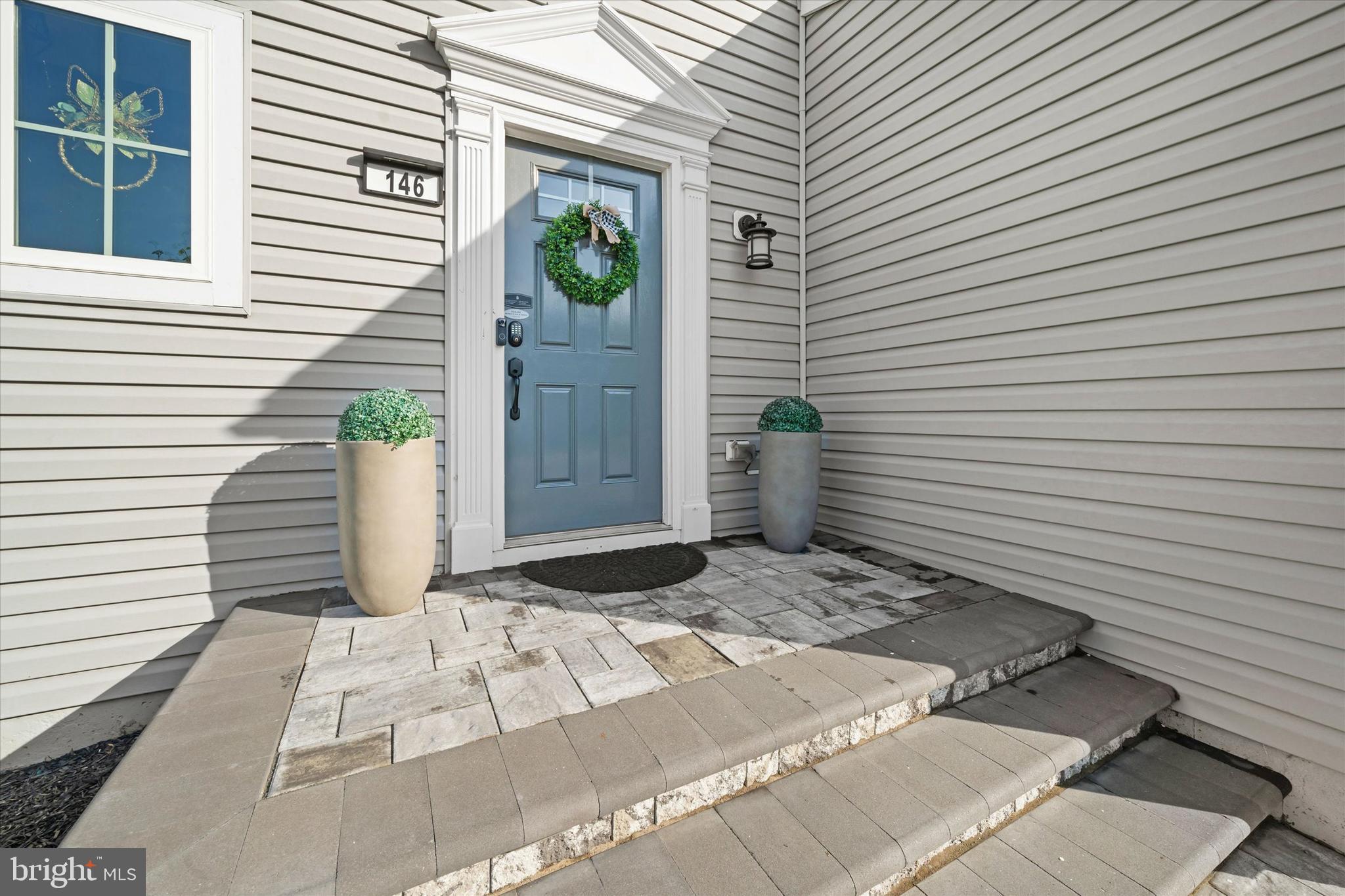 146 CLIMBING VINE AVENUE