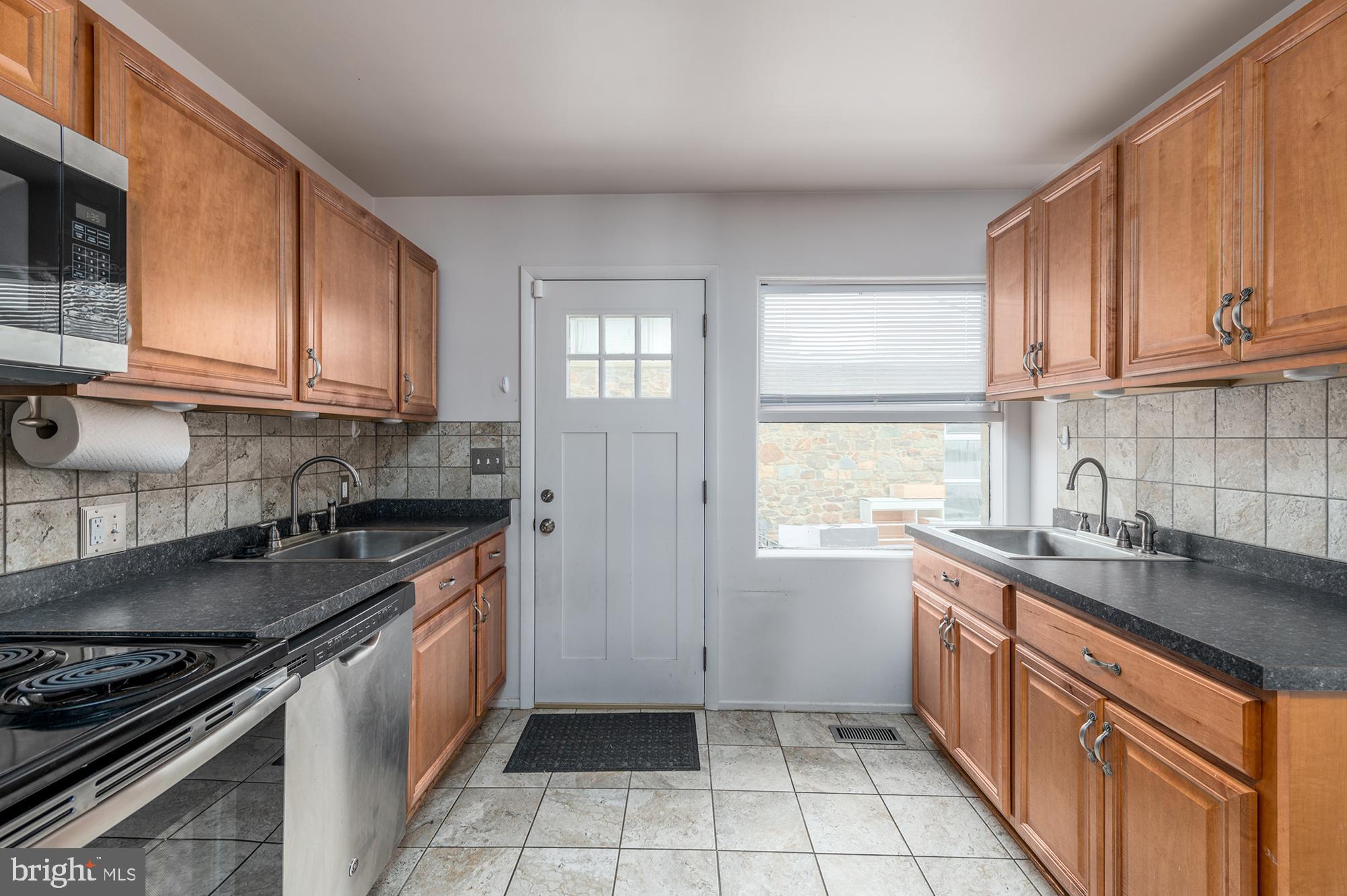 CHESWOLDE - Residential Lease