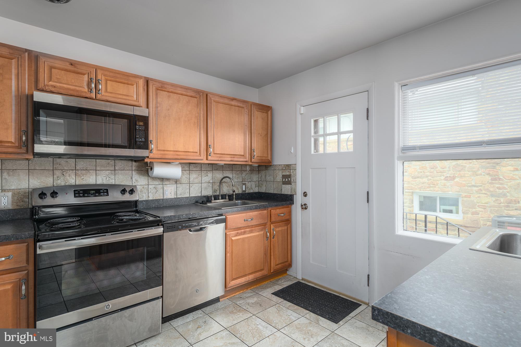 CHESWOLDE - Residential Lease