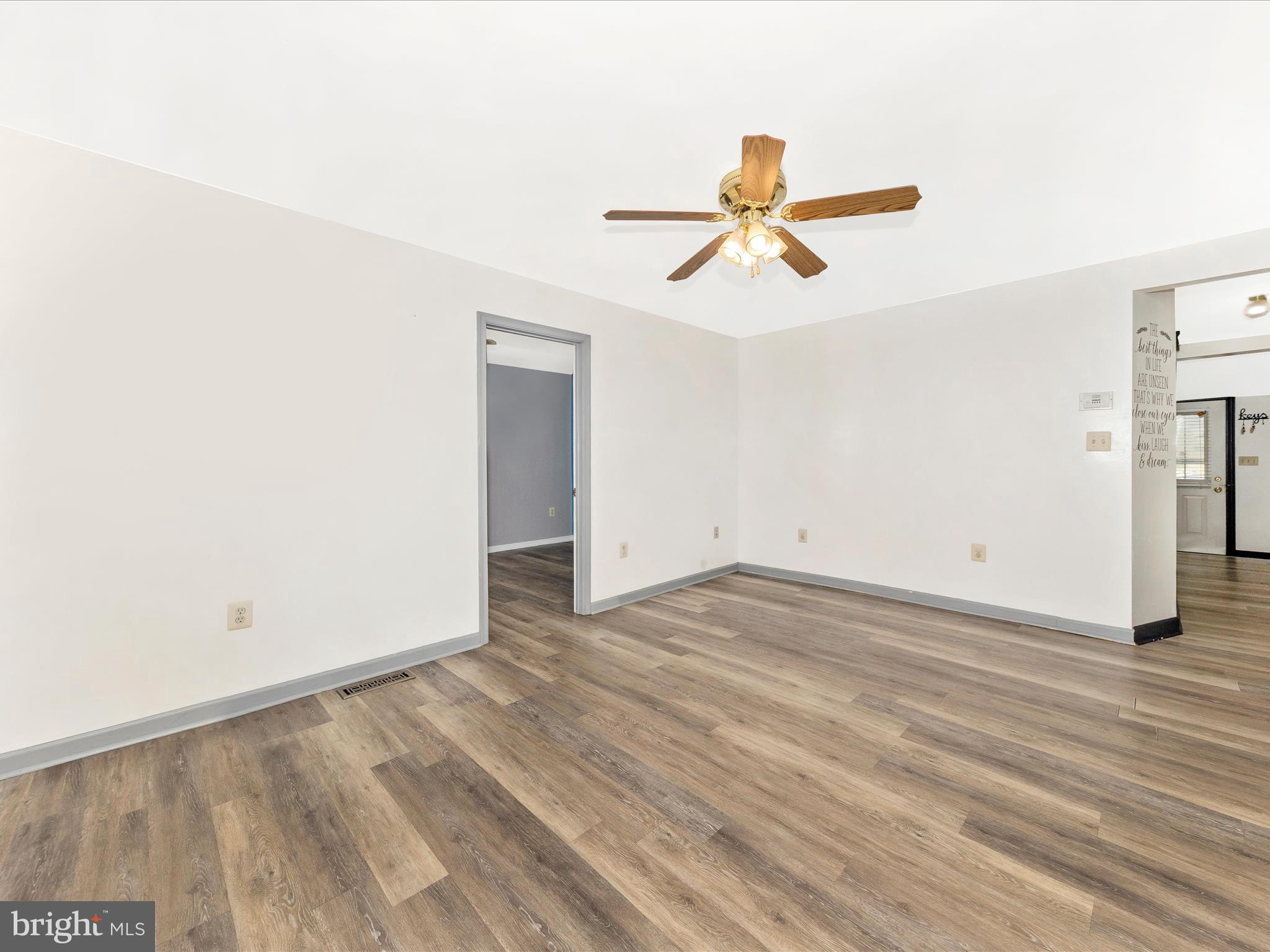 ROCKY RIDGE - Residential