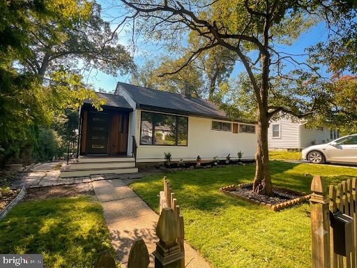 1229 SIMMONS DRIVE