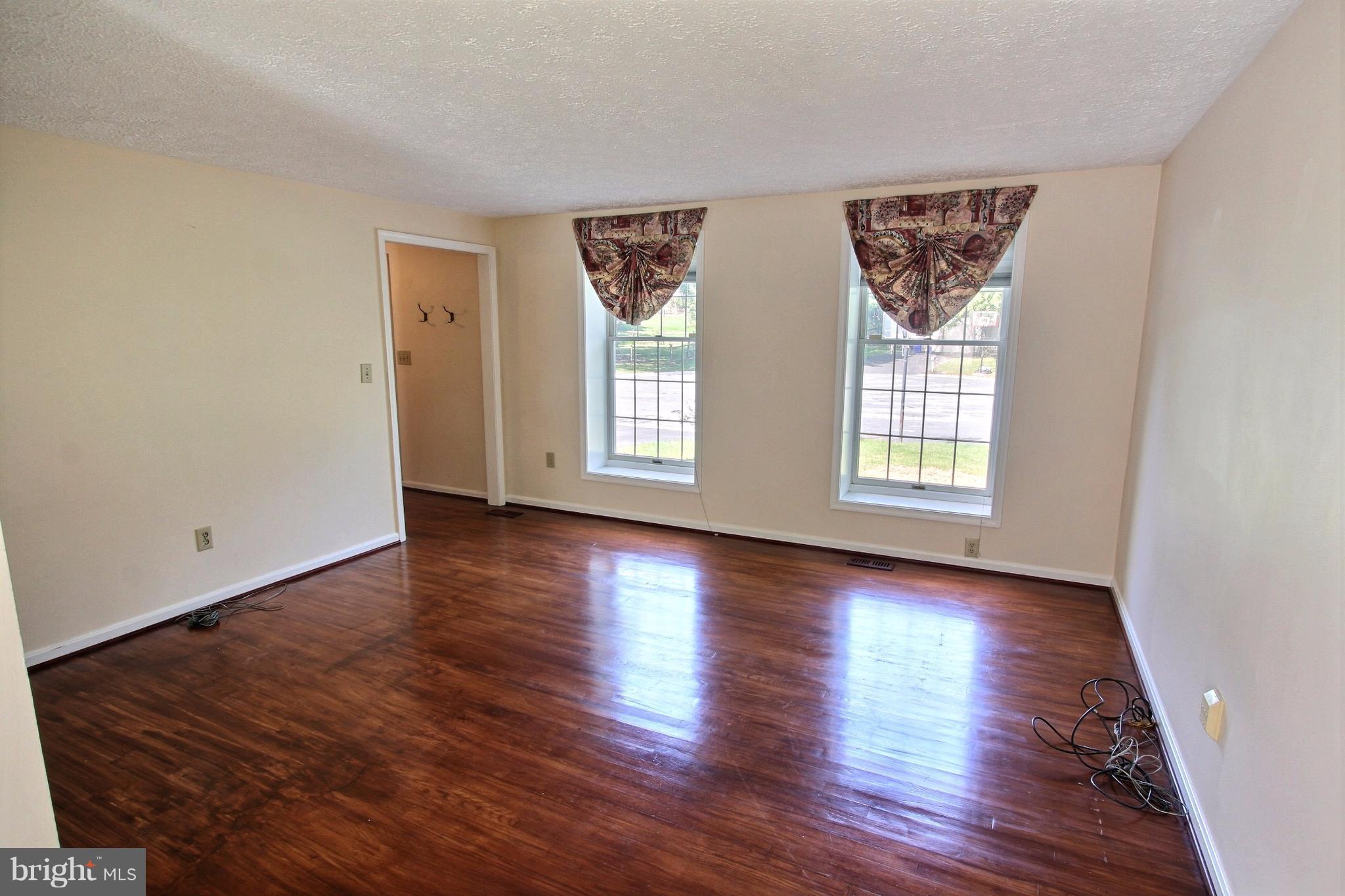 DUFIEF MILL - Residential Lease