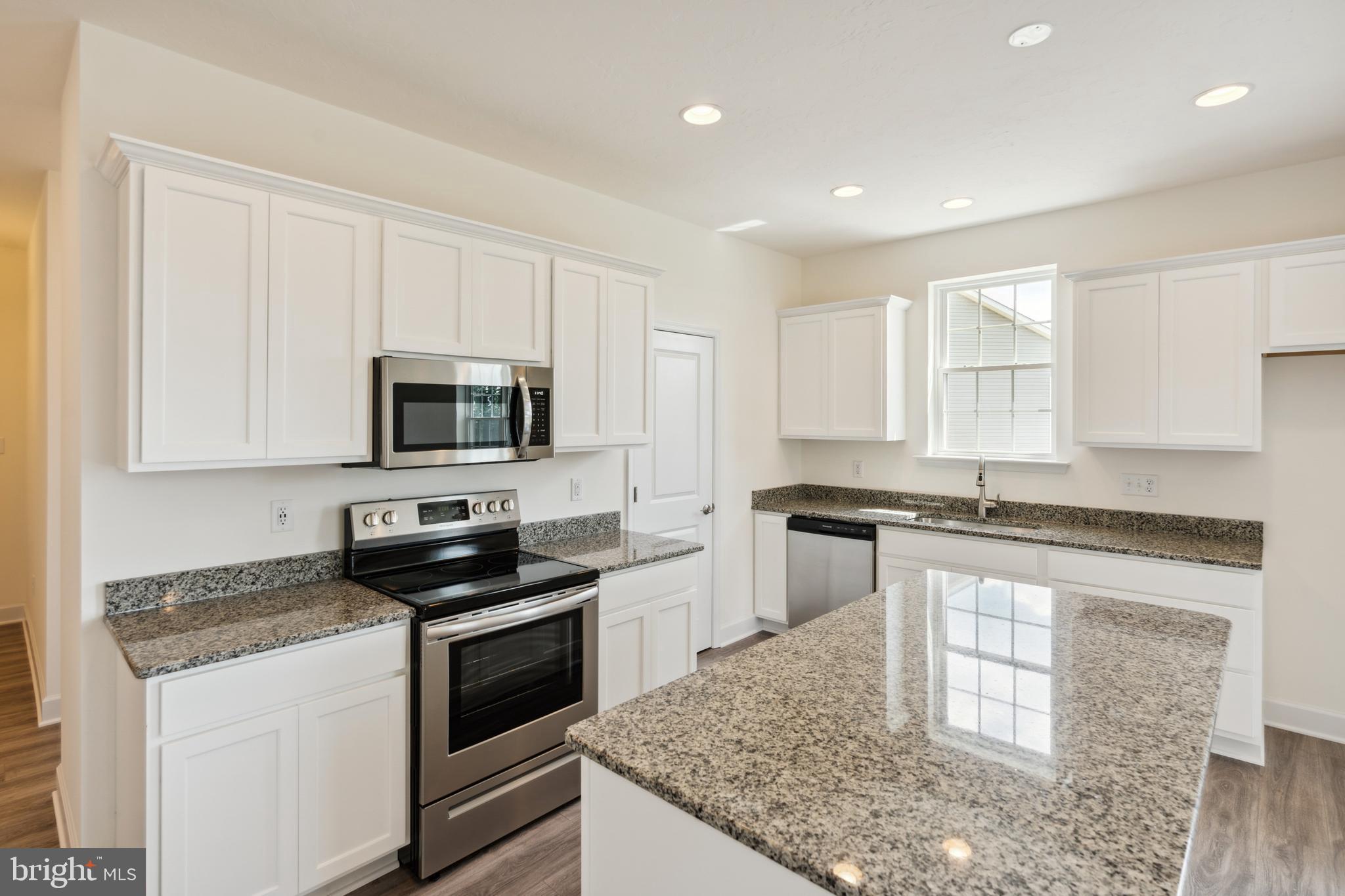 2673 VICTORIAN DRIVE LOT 64