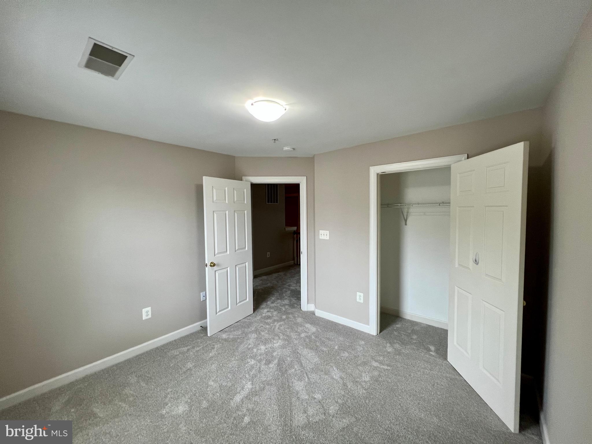 WAVERLY WOODS - Residential Lease