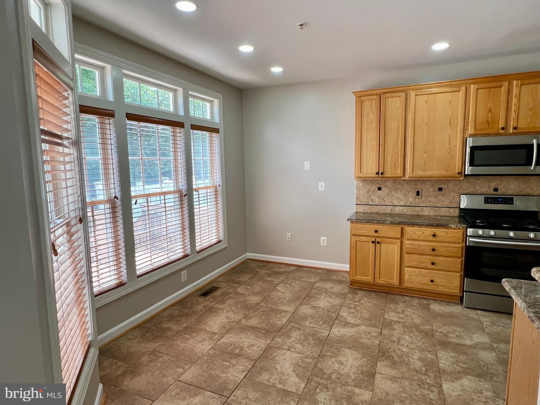 WAVERLY WOODS - Residential Lease