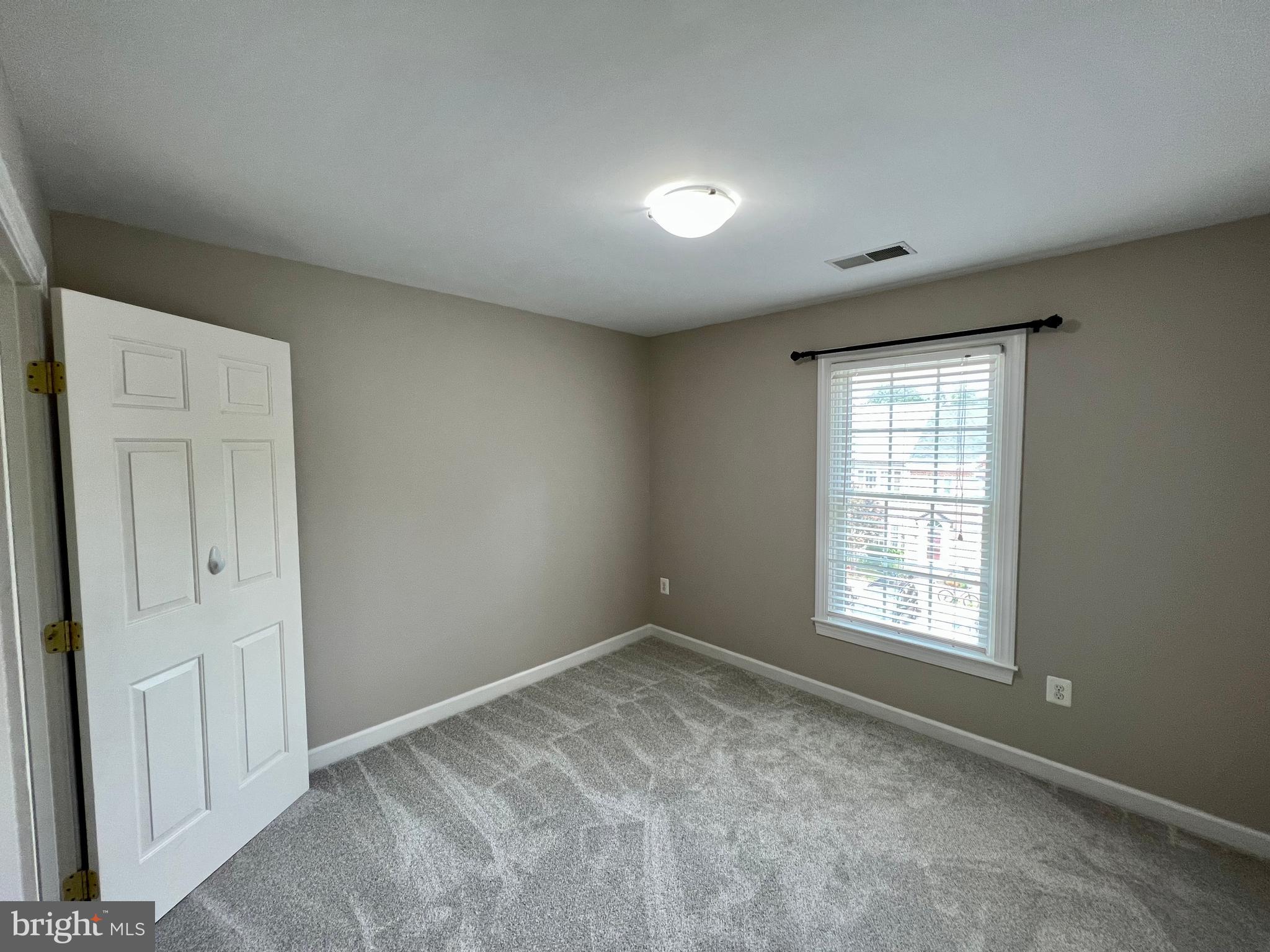 WAVERLY WOODS - Residential Lease