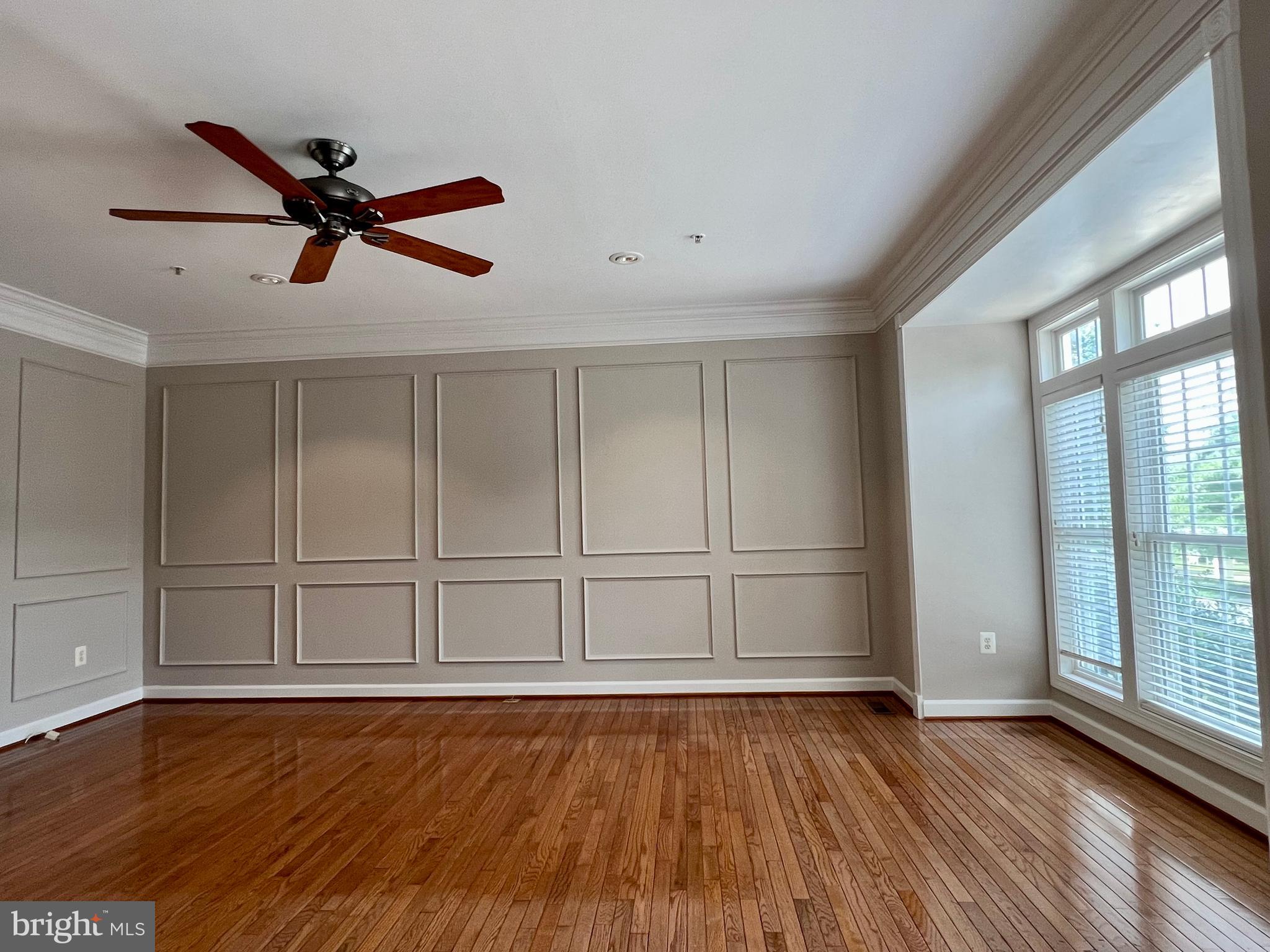 WAVERLY WOODS - Residential Lease