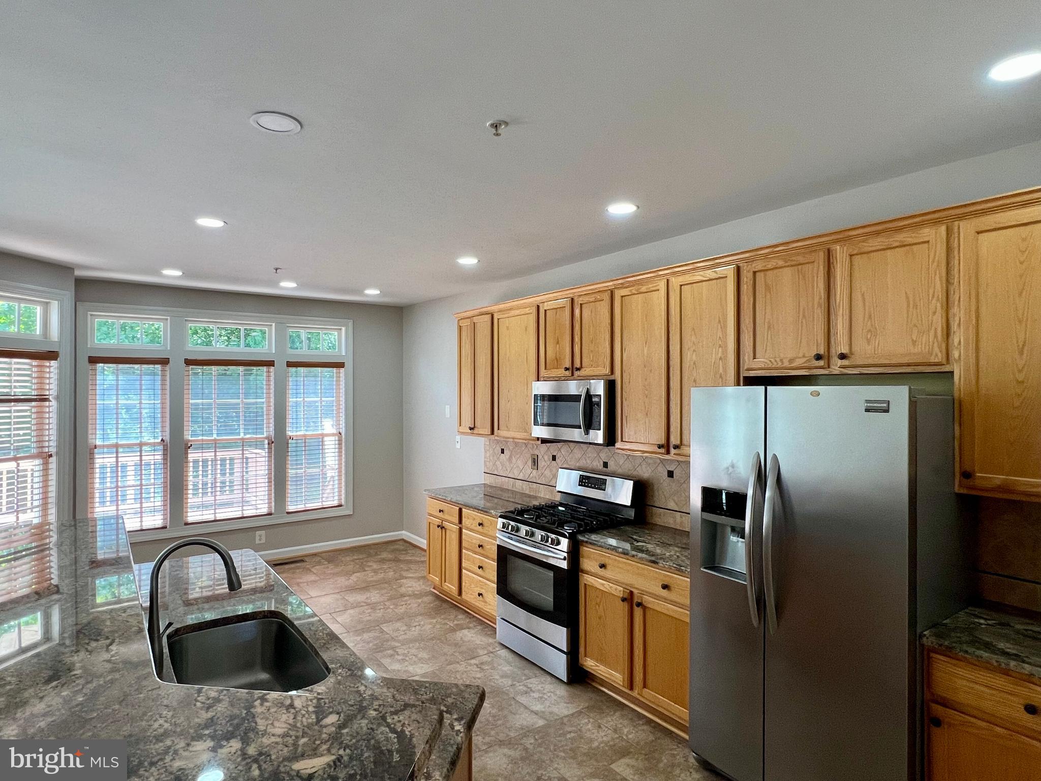 WAVERLY WOODS - Residential Lease