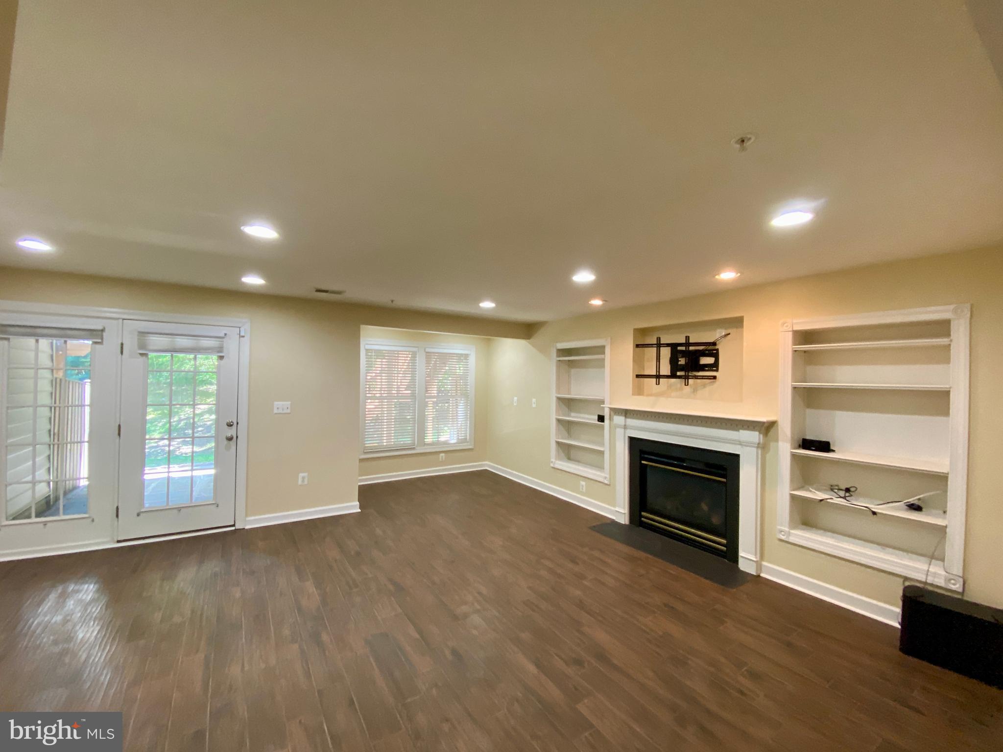 WAVERLY WOODS - Residential Lease