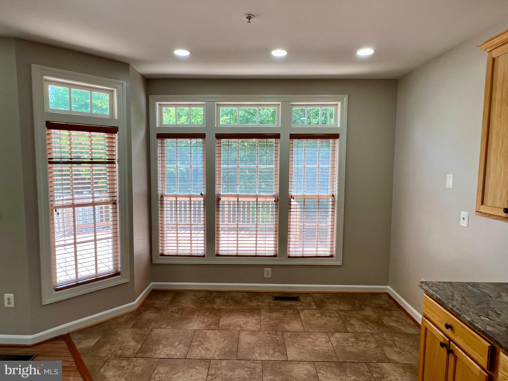 WAVERLY WOODS - Residential Lease