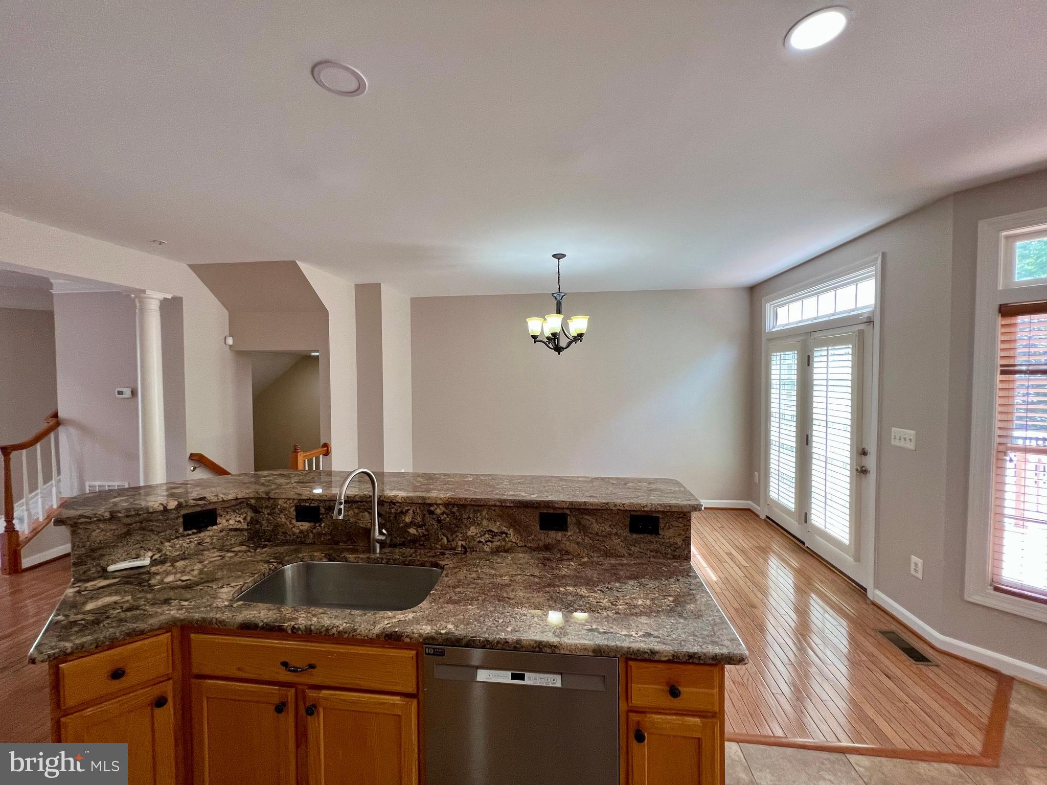 WAVERLY WOODS - Residential Lease